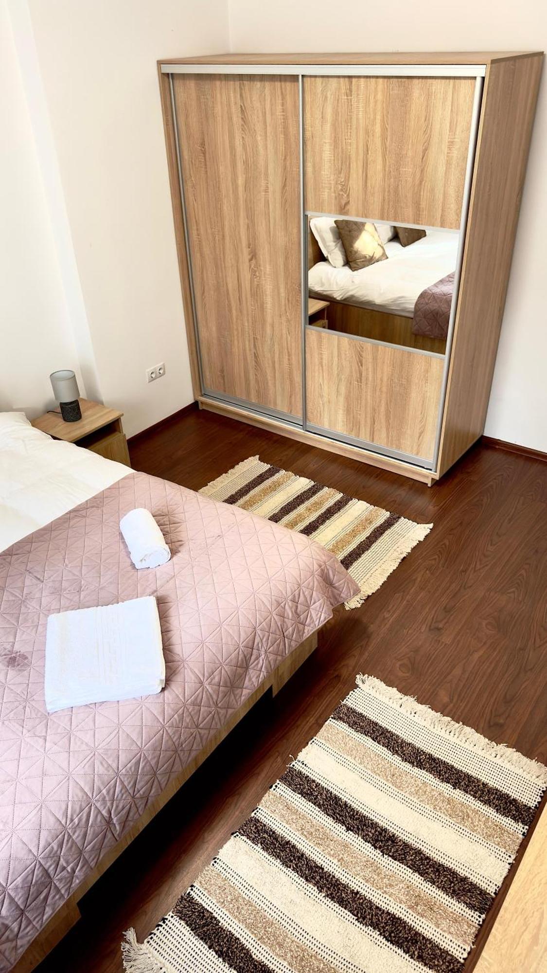 Phoenix Central Apartments シビウ エクステリア 写真